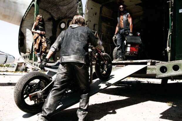 ride-icon-1000 Кастом “Low Down & Shifty” от Icon