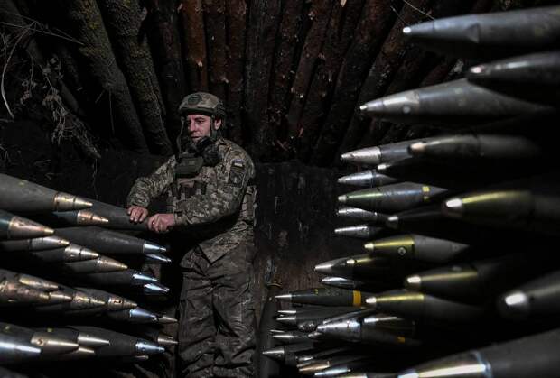 Украинцы дезертируют бригадами. Российский контингент в зоне СВО уже превысил численность ВСУ