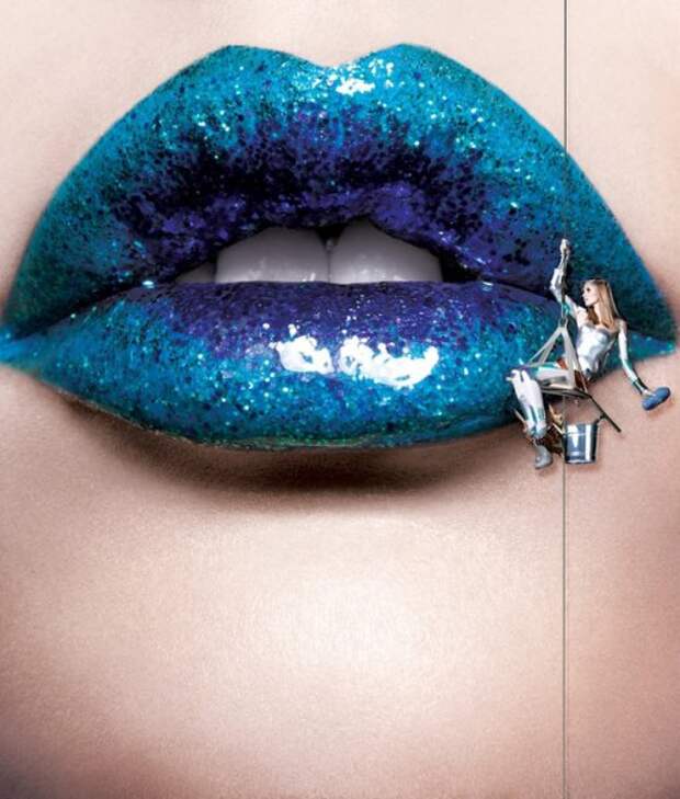 Календарь на 2012 год от компании Maybelline 