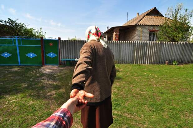 1. Следуй за бабушкой кушать супчик followme, Следуй за мной, фото