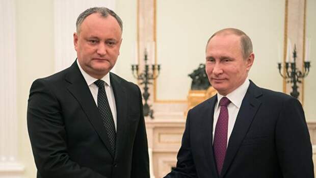 Президент РФ Владимир Путин и президент Молдовы Игорь Додон во время встречи в Кремле. 17 января 2016 Президент РФ Владимир Путин и президент Молдовы Игорь Додон во время встречи в Кремле. 17 января 2016