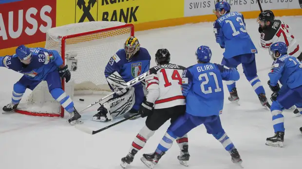 Сборная Канады по хоккею разгромила Италию на ЧМ