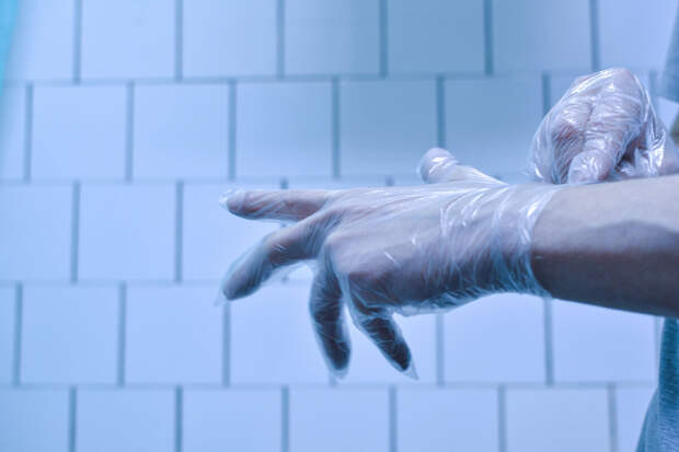 В Омске женщина попала в больницу после введения филлеров в ягодицы