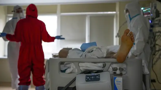 В Оренбургской области зафиксировали 2663 случая COVID-19 за сутки