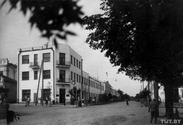 Улица Ленина здания по четной стороне. Источник: НАРБ Улица Ленина здания по четной стороне. Источник: НАРБ