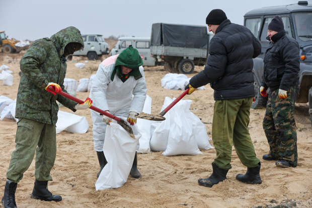 Глупая шутка: жителям Анапы предлагают попробовать мазутные ванны