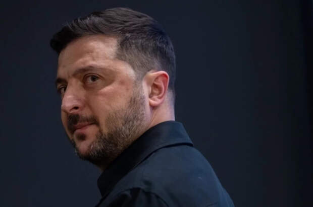 Вакаров: Зеленский прятался в бункере в первые дни СВО