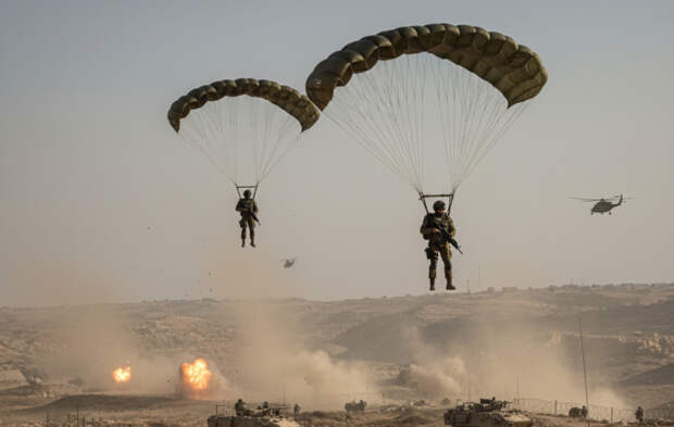 Израильский десант высадился на границе Ливана и Сирии начались бои