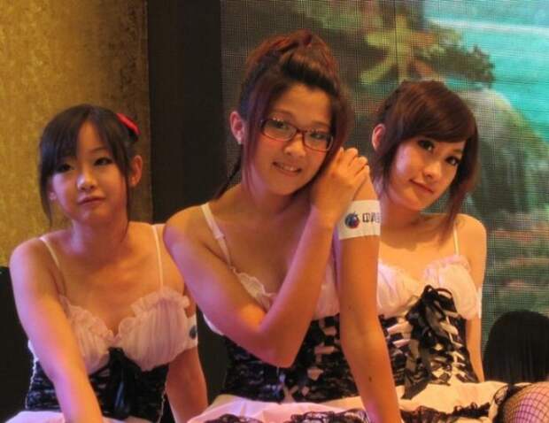 Чем отличаются девушки Северной и Южной Кореи (19 фото)