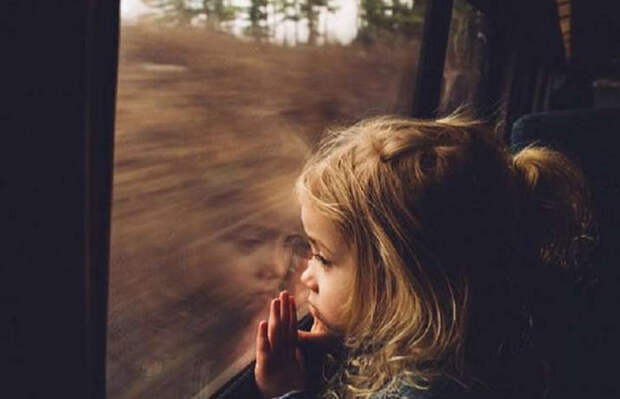 Родители забыли ребёнка в вагоне поезда...