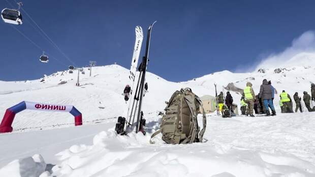 В Приэльбрусье стартовал чемпионат ВС РФ по горному троеборью
