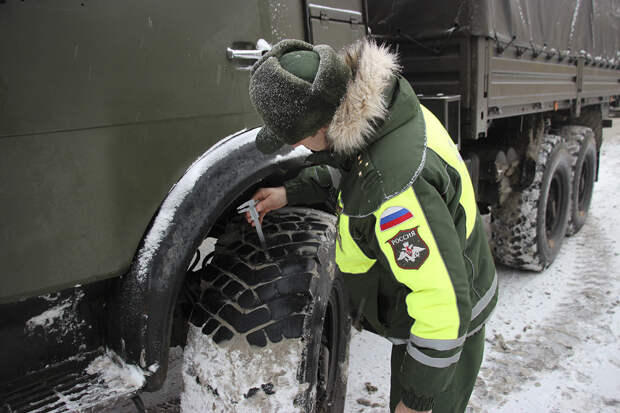 Сотрудники ВАИ приступили к техническому осмотру военной техники ВВО  в преддверии начала нового учебного периода
