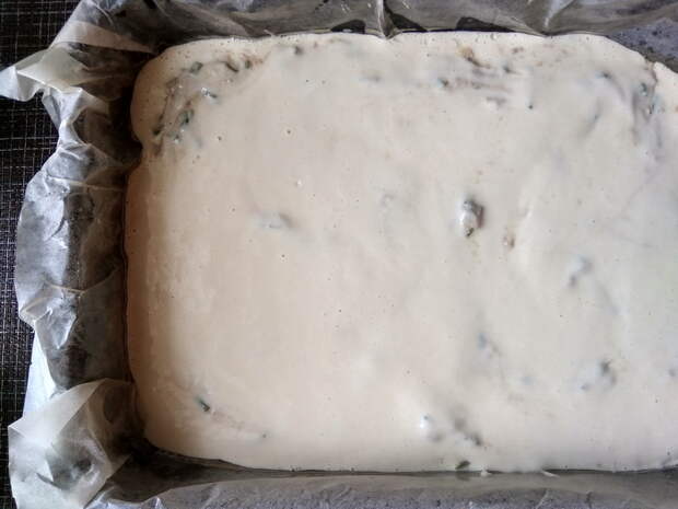С печенью минтая делаю пирог. Обалденно вкусно. Удивляю гостей деликатесом, не только на бутербродиках