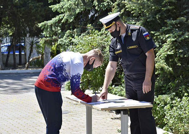 В Севастополе уволены в запас военнослужащие спортивной роты весеннего призыва 2021 года