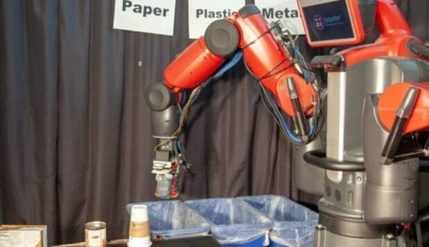 Робот-утилизатор распознает бумагу, пластик и металлы на ощупь