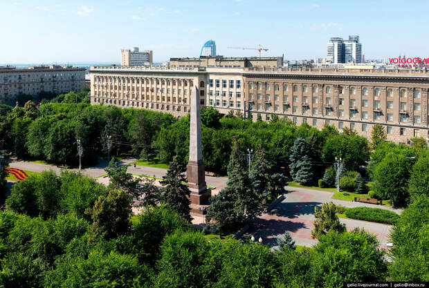 Памятник «Защитникам красного Царицына и Сталинграда».