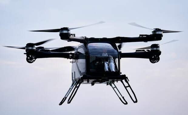 Автопром с размахом … крыла. Грузовикам и общественному транспорту дороги больше не понадобятся