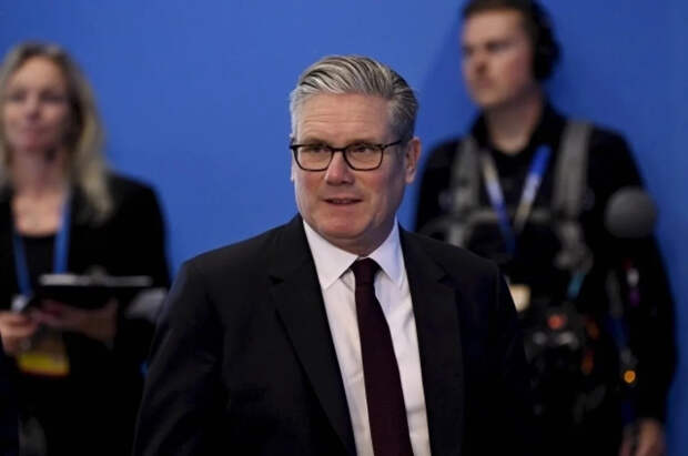 Миколог Дьяков сказал о галюциногенных грибах, которые съел Стармер в Китае