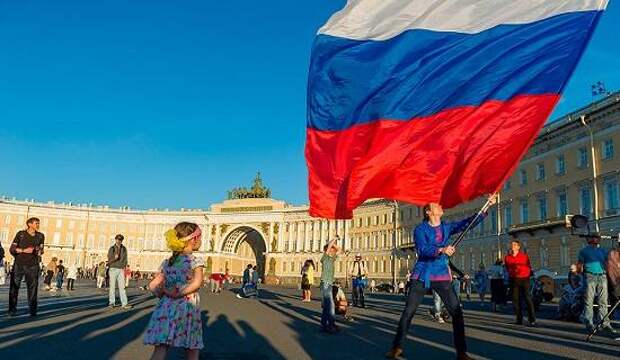 Страна готовится ко Дню России: расписание выходных в июне 2024 года