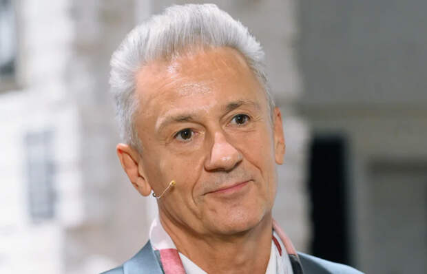 Олег Меньшиков: от искрящегося Костика до самого закрытого барина театра. Почему в 65 лет он одинок в своем величии?