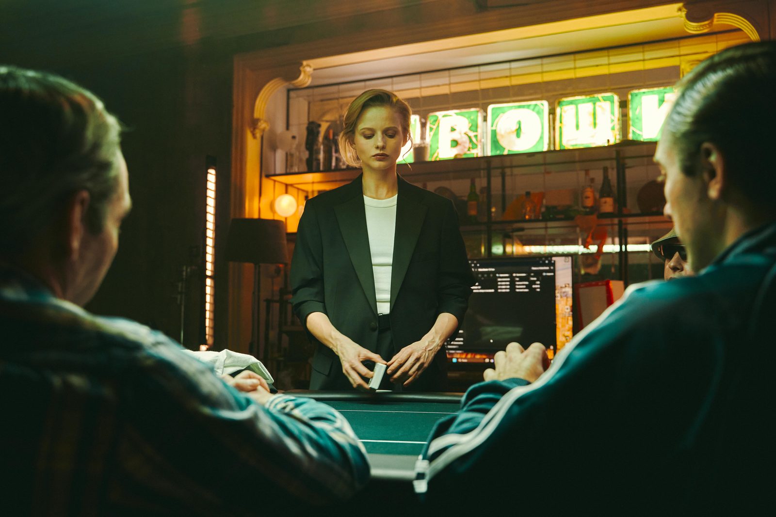 Истина в вине: от чего страдают герои сериалов фестиваля «Пилот» Истина в вине: от чего страдают герои сериалов фестиваля «Пилот»