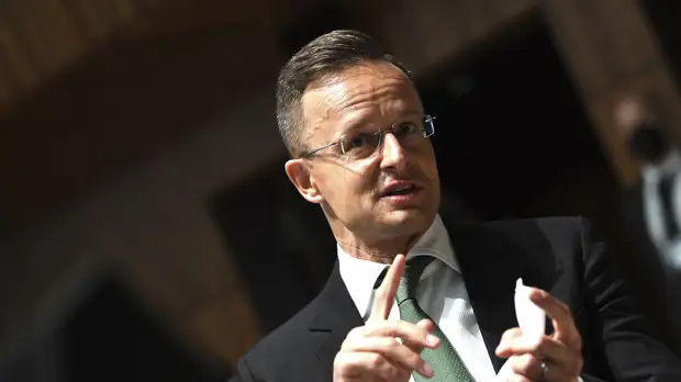 Сийярто прокомментировал подготовку «Северного потока — 2» к вводу в эксплуатацию