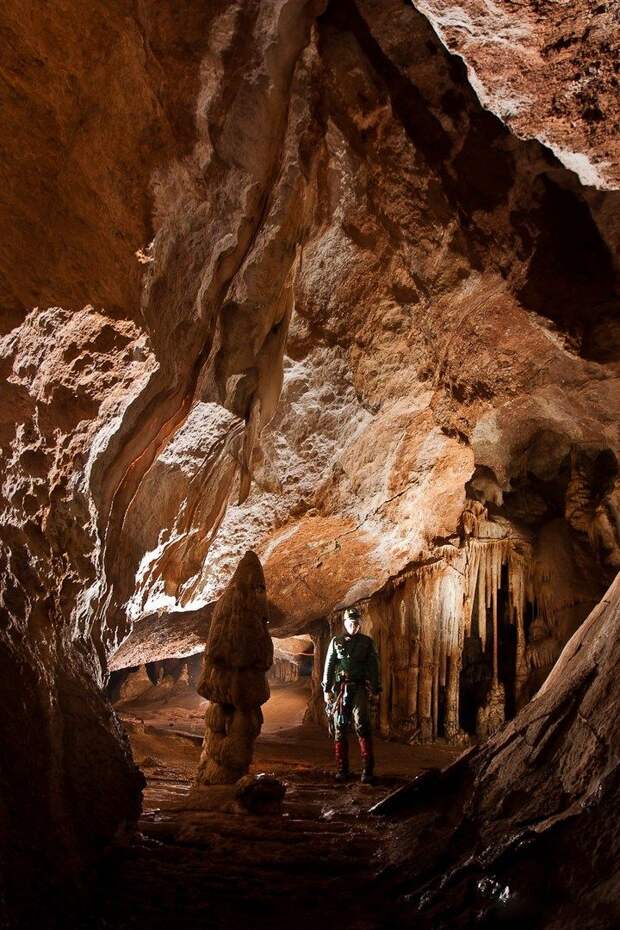 Самая глубокая в мире пещера (22)