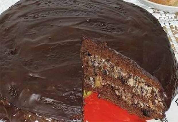 торт чернослив в шоколаде