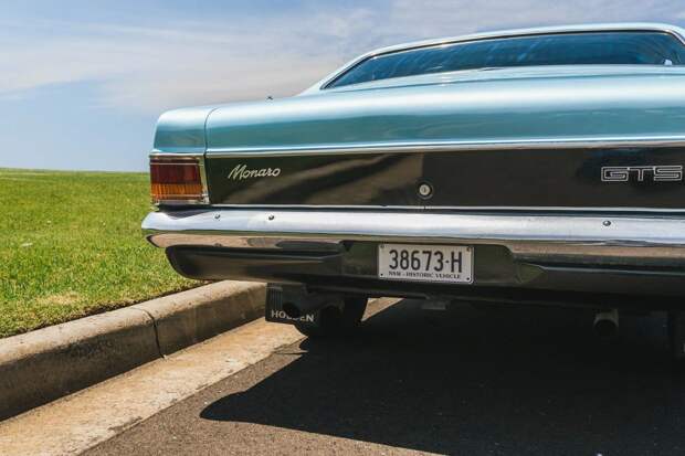 Holden Monaro GTS 1971: австралийский взгляд на Ford Mustang