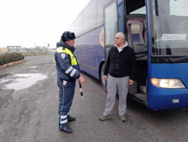 Сотрудники Госавтоинспекции в Севеоной Осетии на федеральной автодороге «Кавказ» провели профилактическое мероприятие «Сон за рулем»