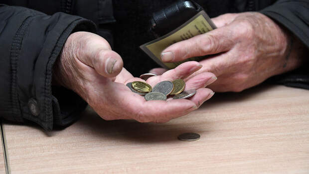 С 1 января МРОТ вырастет до 27 093 рублей