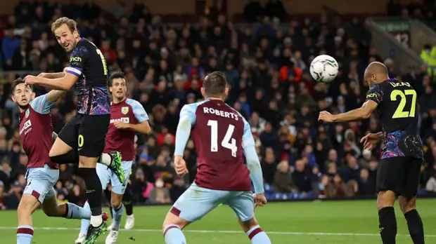 «Тоттенхэм» победил «Бёрнли» и вышел в четвертьфинал Кубка английской лиги