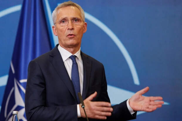 Столтенберг призвал разговаривать с Россией как с соседом