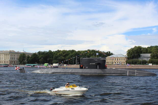 Накануне Дня Военно-Морского Флота - 2022. Санкт-Петербург
