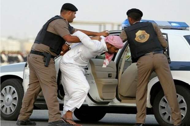 Ближний Восток: в 2017г по распоряжению Антикоррупционного комитета ОАЭ арестованы 4 министра и 11 принцев Саудовской Аравии взятка, имхо, казнокрады, коррупция, оценочное мнение