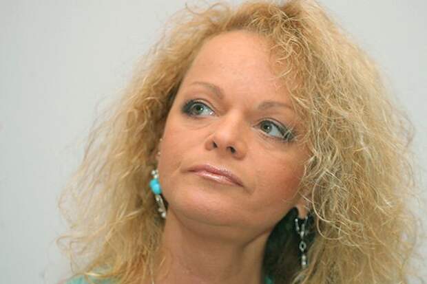 Друзья Ларисы Долиной купят для нее новое жилье