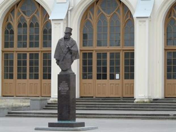 «Развязывайте любые войны, но никогда не трогайте русских»