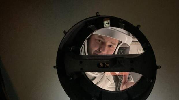 Корабль Crew Dragon с экипажем отстыковался от МКС