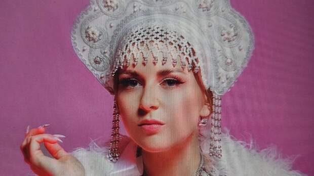 «Любовь к Мухаммеду» с украинским душком: Кто продвигает певичку Айрен Коль?