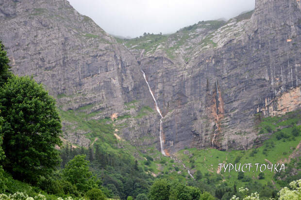 Пшехский водопад - один из самых высоких в Росии