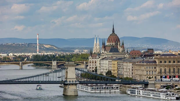 Выбор Будапешта имеет и ещё один символический смысл: именно здесь в 1994 году был подписан меморандум, предусматривавший отказ Украины от ядерного оружия в обмен на гарантии территориальной целостности. Фото: Alexey Smyshlyaev/ Global Look Press Выбор Будапешта имеет и ещё один символический смысл: именно здесь в 1994 году был подписан меморандум, предусматривавший отказ Украины от ядерного оружия в обмен на гарантии территориальной целостности. Фото: Alexey Smyshlyaev/ Global Look Press