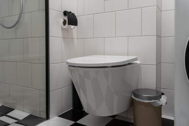 Названы неожиданные причины запора и диареи