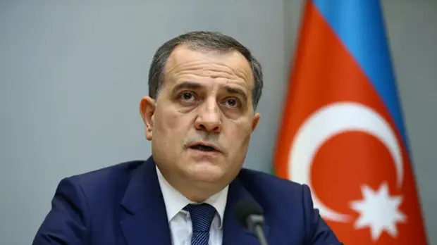 Глава МИД Азербайджана Байрамов заявил о поддержке процесса делимитации границ с Арменией