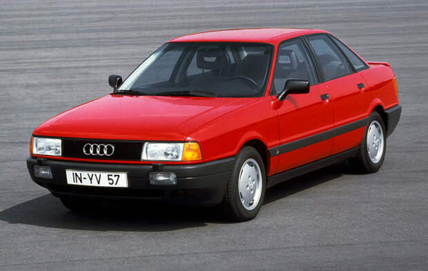 Audi 80 В3 – популярный немецкий седан конца 1980-х. | Фото: vmiredorog.ru.