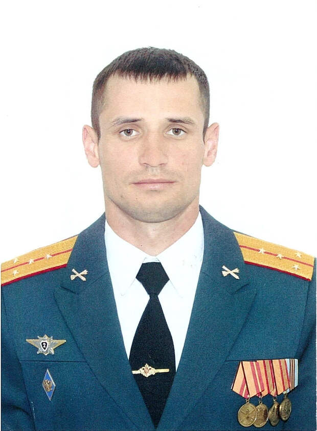 Командир зенитного ракетного дивизиона капитан Алексей Панкратов