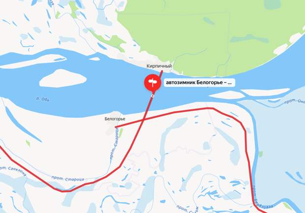 В ХМАО на зимнике провалился трактор