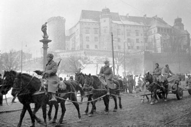 Польша потребовала от Германии alt=
