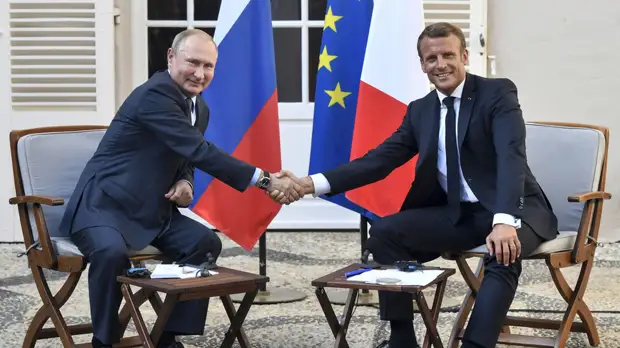 Россия и Франция обсуждают сроки контакта на высшем уровне