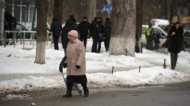 Минимальную пенсию украинцев сократили больше чем в два раза