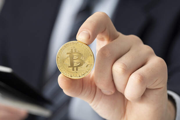 Биткоин обновил исторический максимум и превысил $49 тысяч